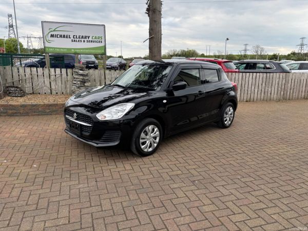 Suzuki Swift Hatchback, Petrol, 2022, Black