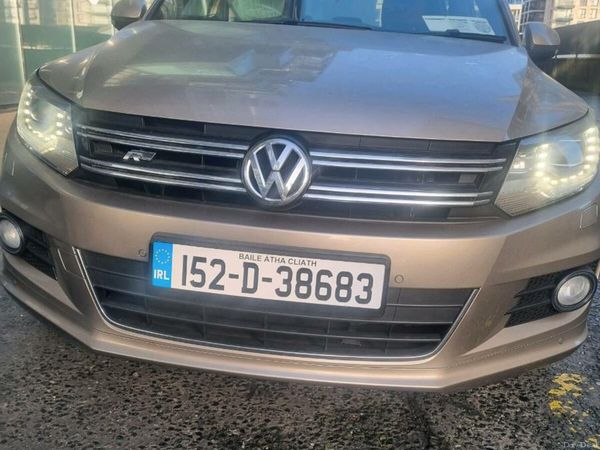 Volkswagen Tiguan SUV, Petrol, 2015, Bronze