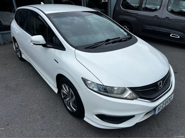 Honda Jade MPV, Petrol Hybrid, 2016, White