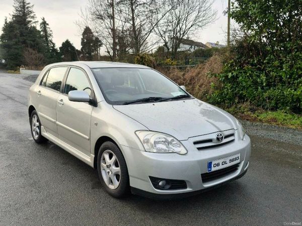 Toyota Corolla Hatchback, Petrol, 2006, Silver