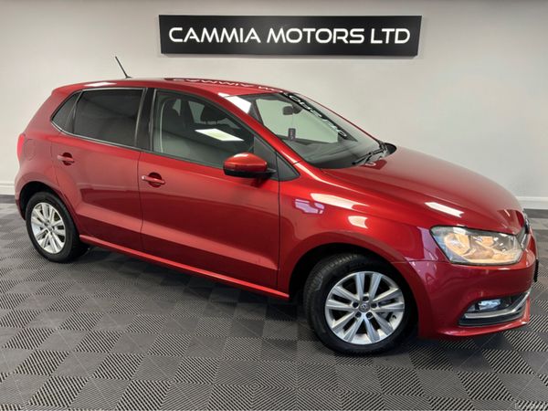 Volkswagen Polo Hatchback, Petrol, 2015, Red