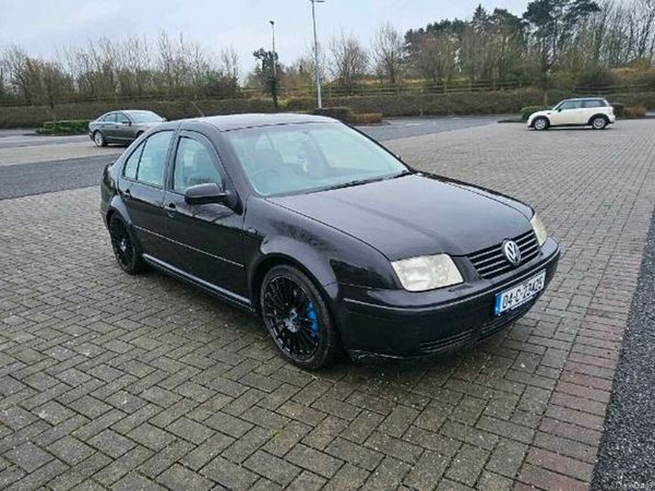 Volkswagen Bora Saloon, Diesel, 2004, Black
