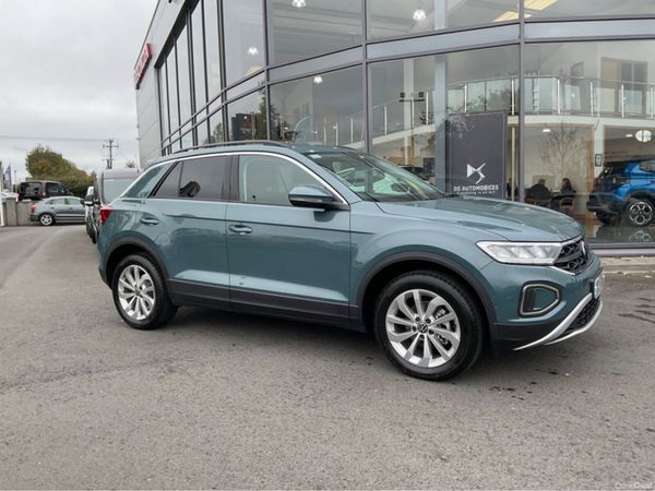 Volkswagen T-Roc Hatchback, Diesel, 2025, Blue
