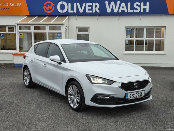 SEAT Leon Hatchback, Petrol, 2022, White