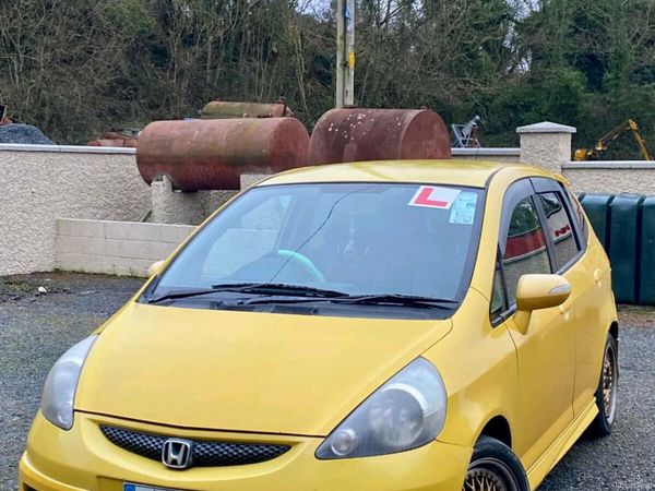 Honda Fit Hatchback, Petrol, 2004, Yellow