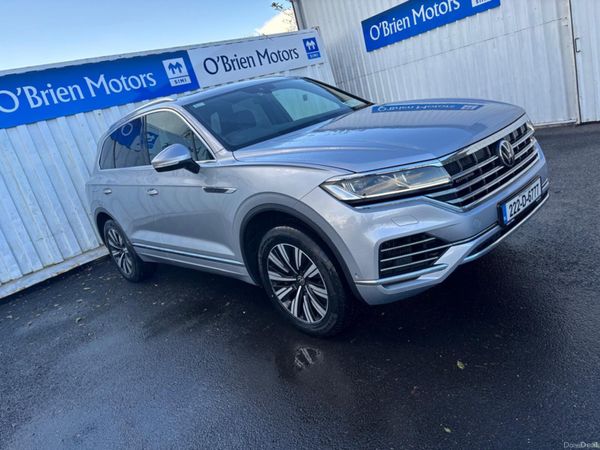 Volkswagen Touareg SUV, Petrol Plug-in Hybrid, 2022, Grey