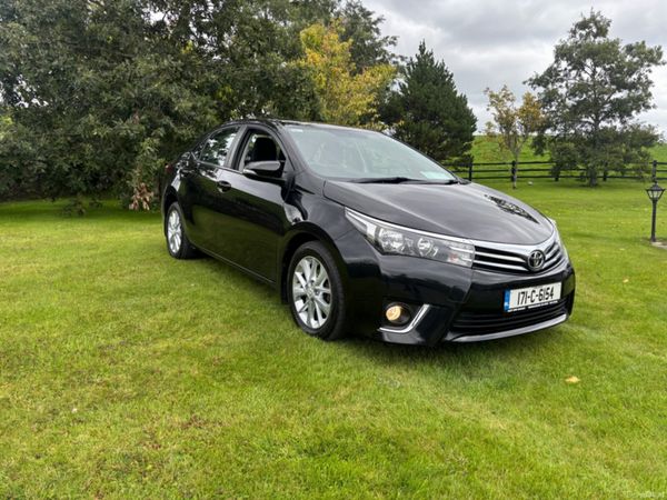 Toyota Corolla Saloon, Diesel, 2017, Black