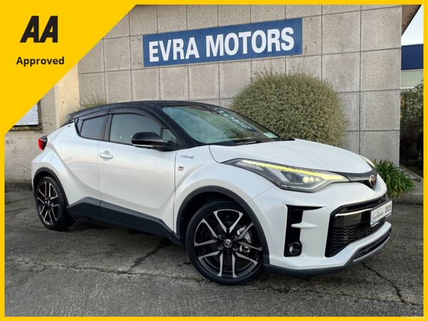 Toyota C-HR SUV, Petrol Hybrid, 2020, White