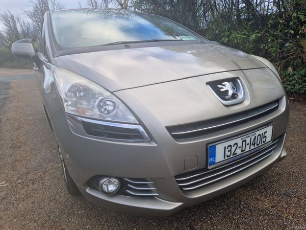 Peugeot 5008 MPV, Diesel, 2013, Grey