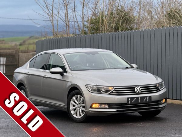 Volkswagen Passat Saloon, Diesel, 2017, Grey