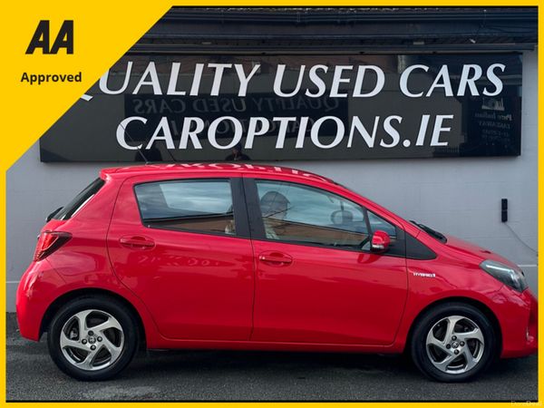 Toyota Yaris Hatchback, Petrol Hybrid, 2015, Red