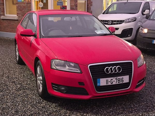 Audi A3 Hatchback, Diesel, 2011, Red