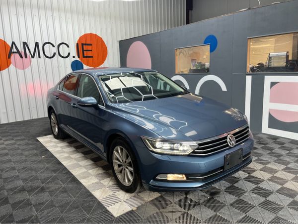 Volkswagen Passat Saloon, Petrol, 2015, Blue