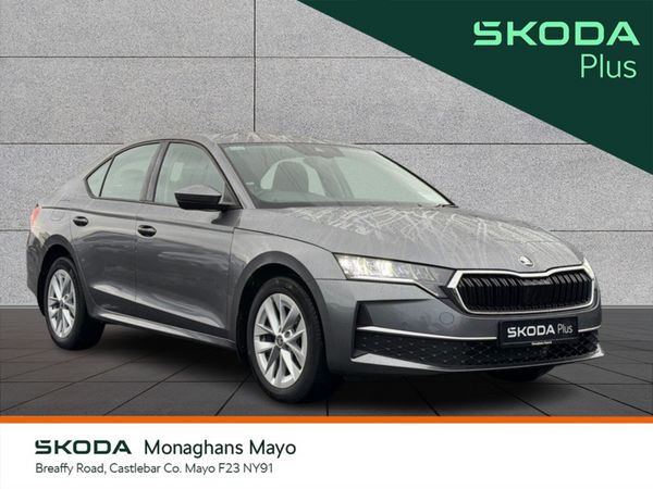 Skoda Octavia Hatchback, Diesel, 2025, Grey