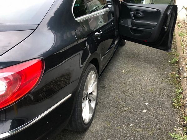 Volkswagen Passat Coupe, Diesel, 2011, Black