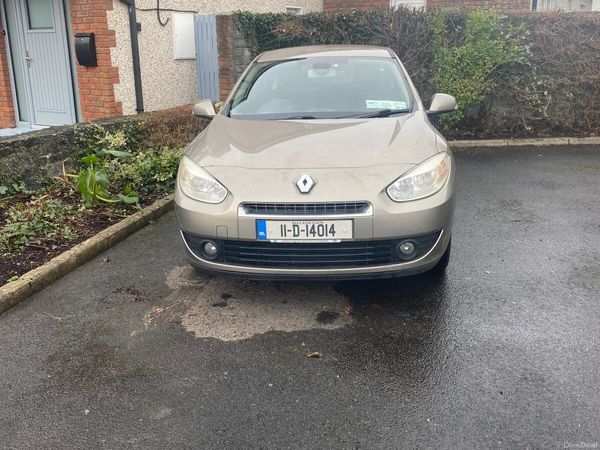 Renault Fluence Saloon, Diesel, 2011, Gold