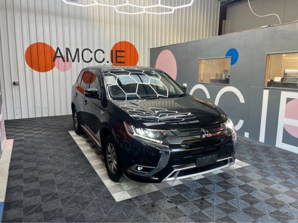 Mitsubishi Outlander SUV, Petrol Plug-in Hybrid, 2020, Black