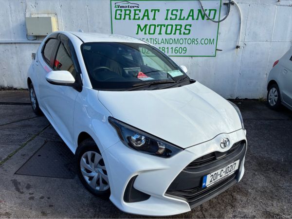 Toyota Yaris Hatchback, Petrol, 2020, White