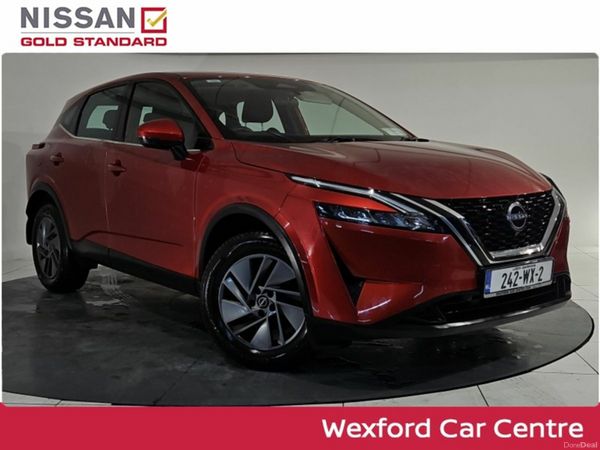 Nissan Qashqai MPV, Petrol, 2024, Red