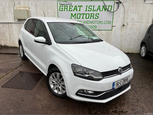 Volkswagen Polo Hatchback, Petrol, 2016, White