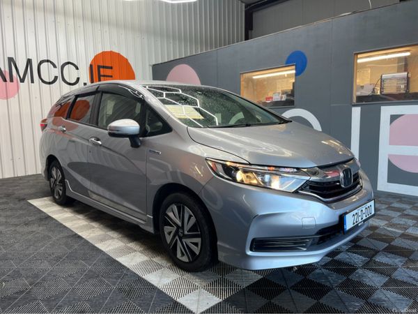 Honda Shuttle MPV, Petrol Hybrid, 2022, Grey