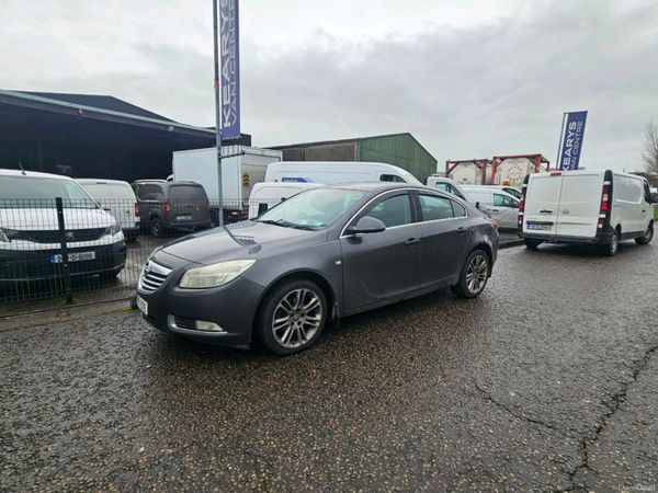 Opel Insignia Hatchback, Diesel, 2009, Grey
