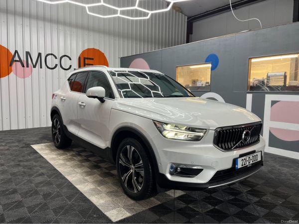 Volvo XC40 SUV, Petrol Plug-in Hybrid, 2022, White