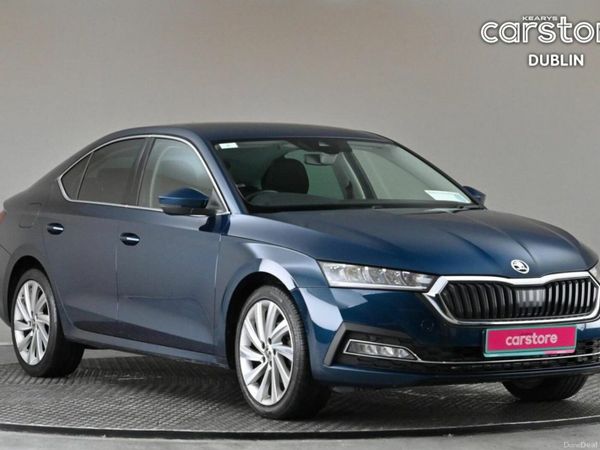Skoda Octavia Hatchback, Diesel, 2023, Blue