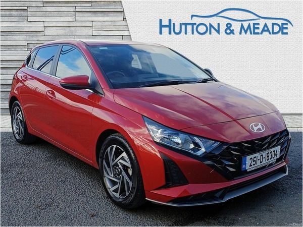Hyundai i20 Hatchback, Petrol, 2025, Red