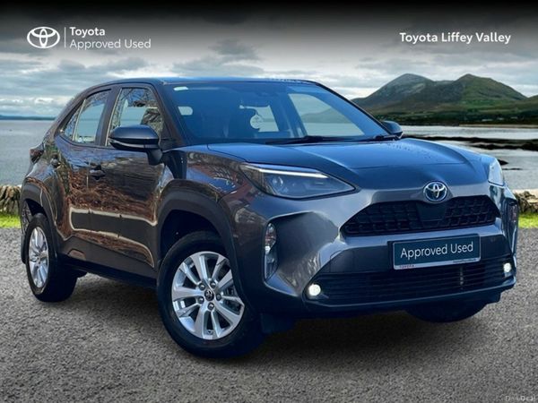 Toyota Yaris Cross Hatchback, Petrol Hybrid, 2022, Grey