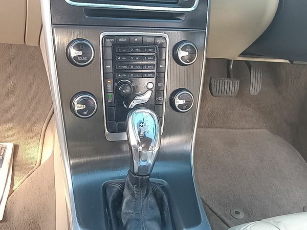 Volvo V60 Estate, Diesel, 2013, Beige