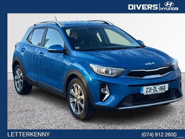 Kia Stonic MPV, Petrol Hybrid, 2023, Blue