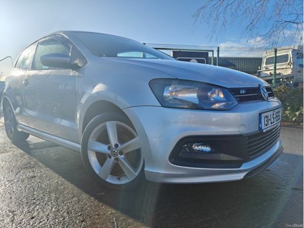 Volkswagen Polo Hatchback, Petrol, 2013, Silver