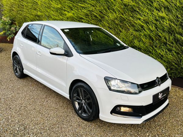 Volkswagen Polo Hatchback, Petrol, 2016, White