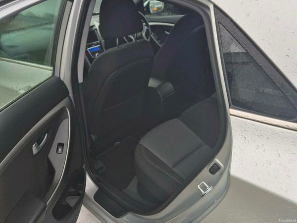 Hyundai i30 Hatchback, Diesel, 2015, Silver