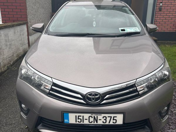 Toyota Corolla Saloon, Diesel, 2015, Bronze