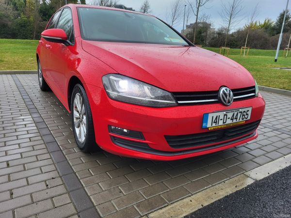 Volkswagen Golf Hatchback, Petrol, 2014, Red