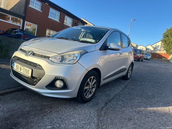 Hyundai i10 Hatchback, Petrol, 2015, Silver