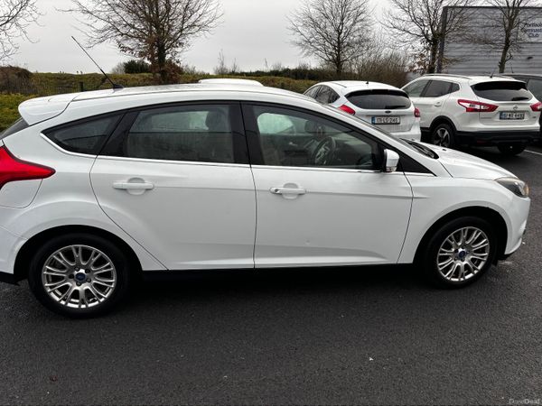 Ford Focus Hatchback, Diesel, 2012, White