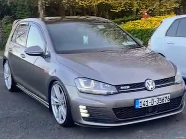 Volkswagen Golf Hatchback, Diesel, 2014, Grey