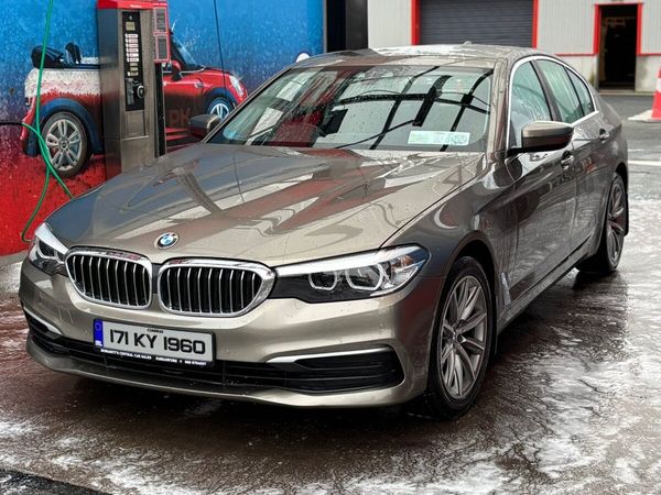 BMW 5-Series Saloon, Diesel, 2017, Gold