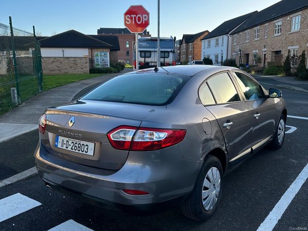 Renault Fluence Saloon, Diesel, 2011, Grey