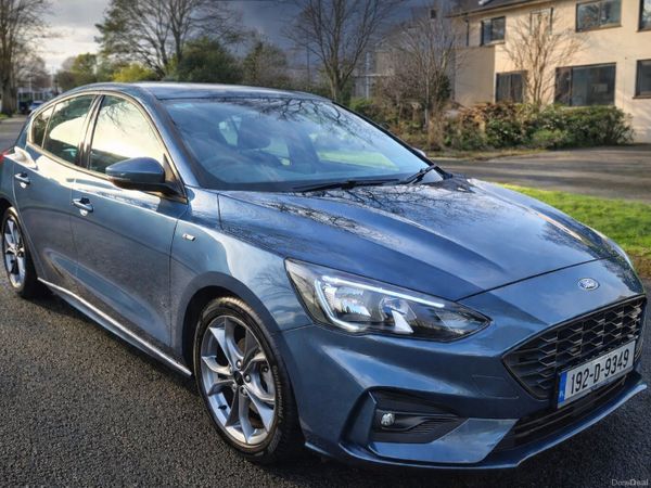 Ford Focus Hatchback, Diesel, 2019, Blue