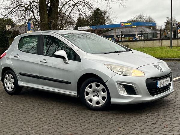 Peugeot 308 Hatchback, Diesel, 2011, Silver