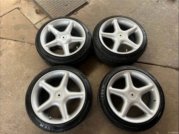 Toyota Carina Saloon, Diesel, 1994, White