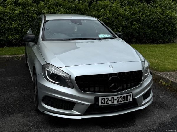 Mercedes-Benz A-Class Hatchback, Petrol, 2013, Silver