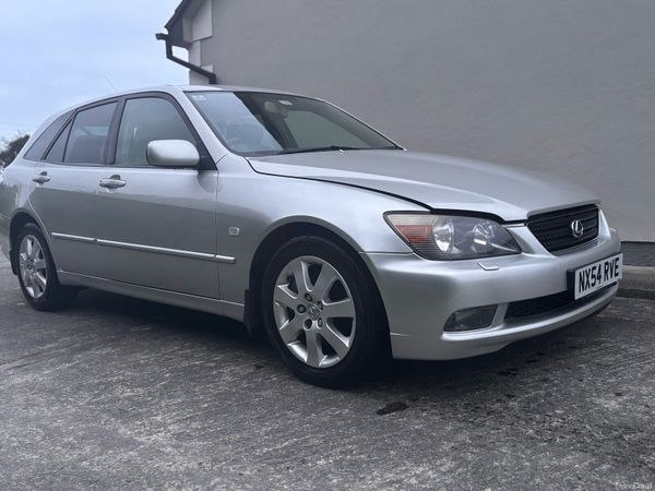 Lexus IS Estate, Petrol, 2004, Silver
