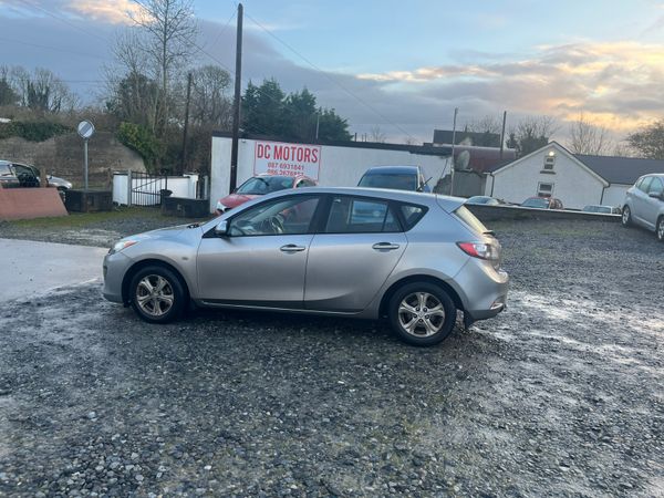 Mazda Mazda3 Hatchback, Diesel, 2012, Grey