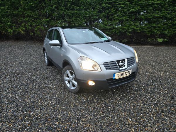 Nissan Qashqai Hatchback, Diesel, 2010, Silver