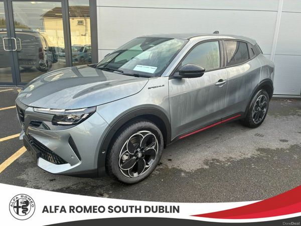 Alfa Romeo Junior Hatchback, Electric, 2026, Grey